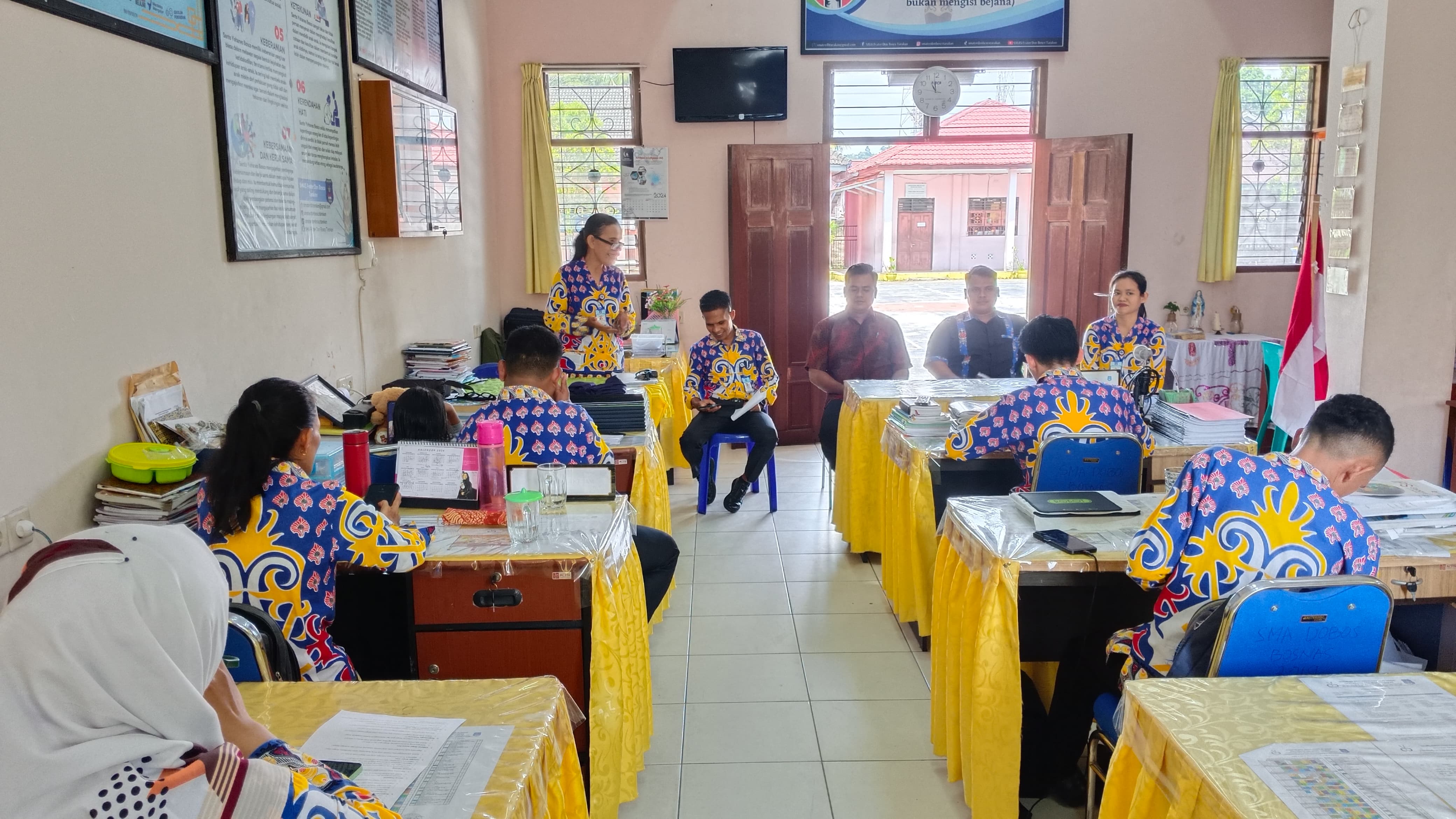 Pertemuan awal dan perkenalan